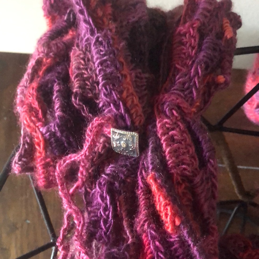 Beautiful Handmade Scarves 🧣 - Picture 3 of 4